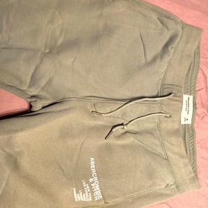 Men’s Abercrombie joggers